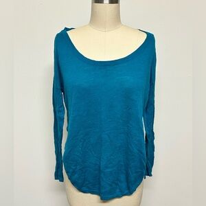 Teal Soybu Long Sleeve Yoga Shirt. Size Large.